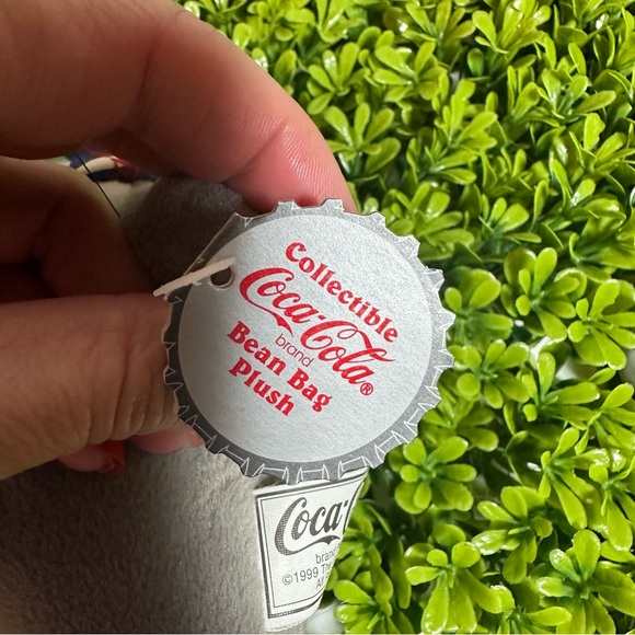 NWT Coca-Cola Vintage Gray Plush Beanie Seal with Red Hat and Scarf - Picture 5 of 7